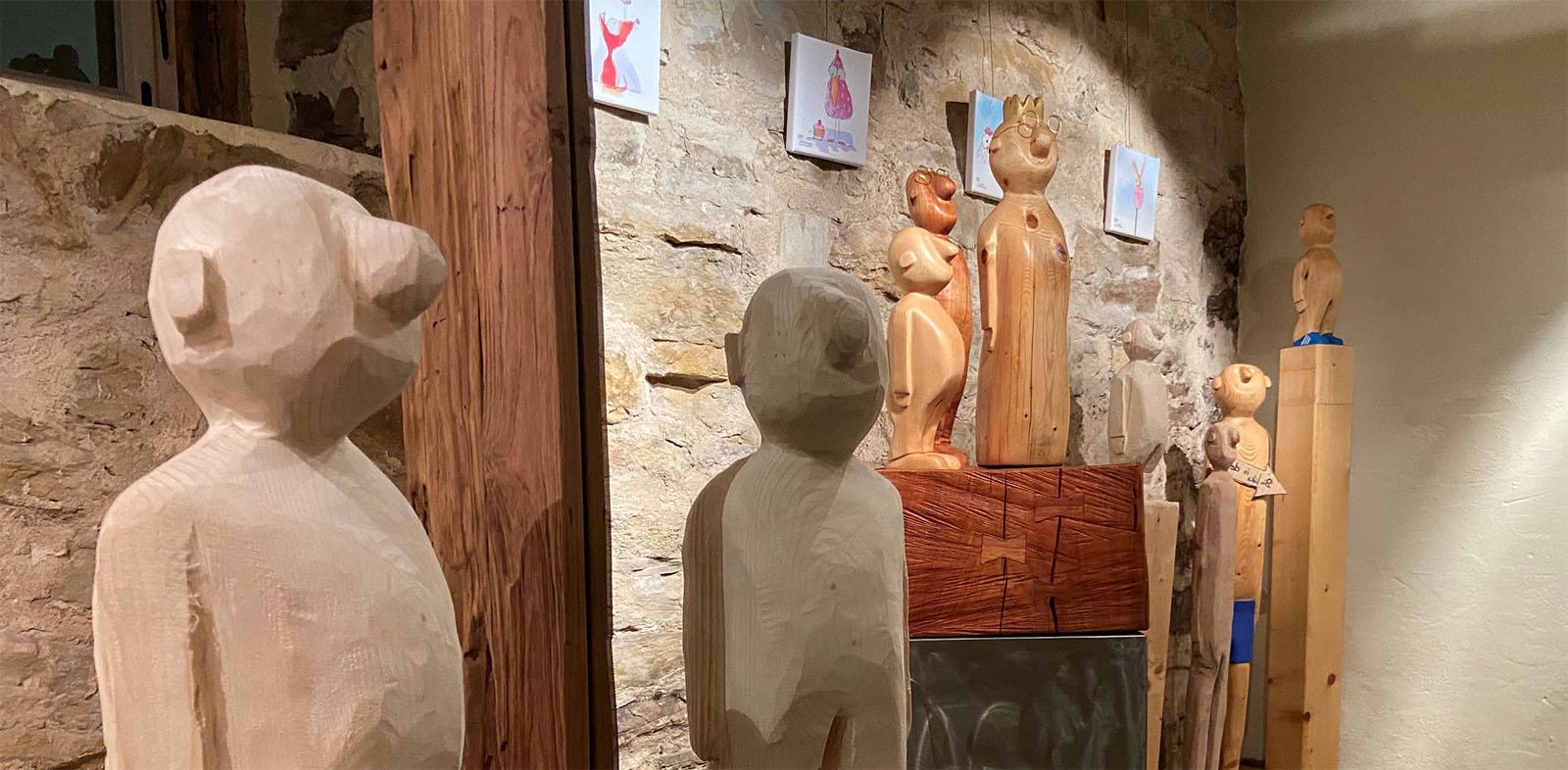Holzfiguren